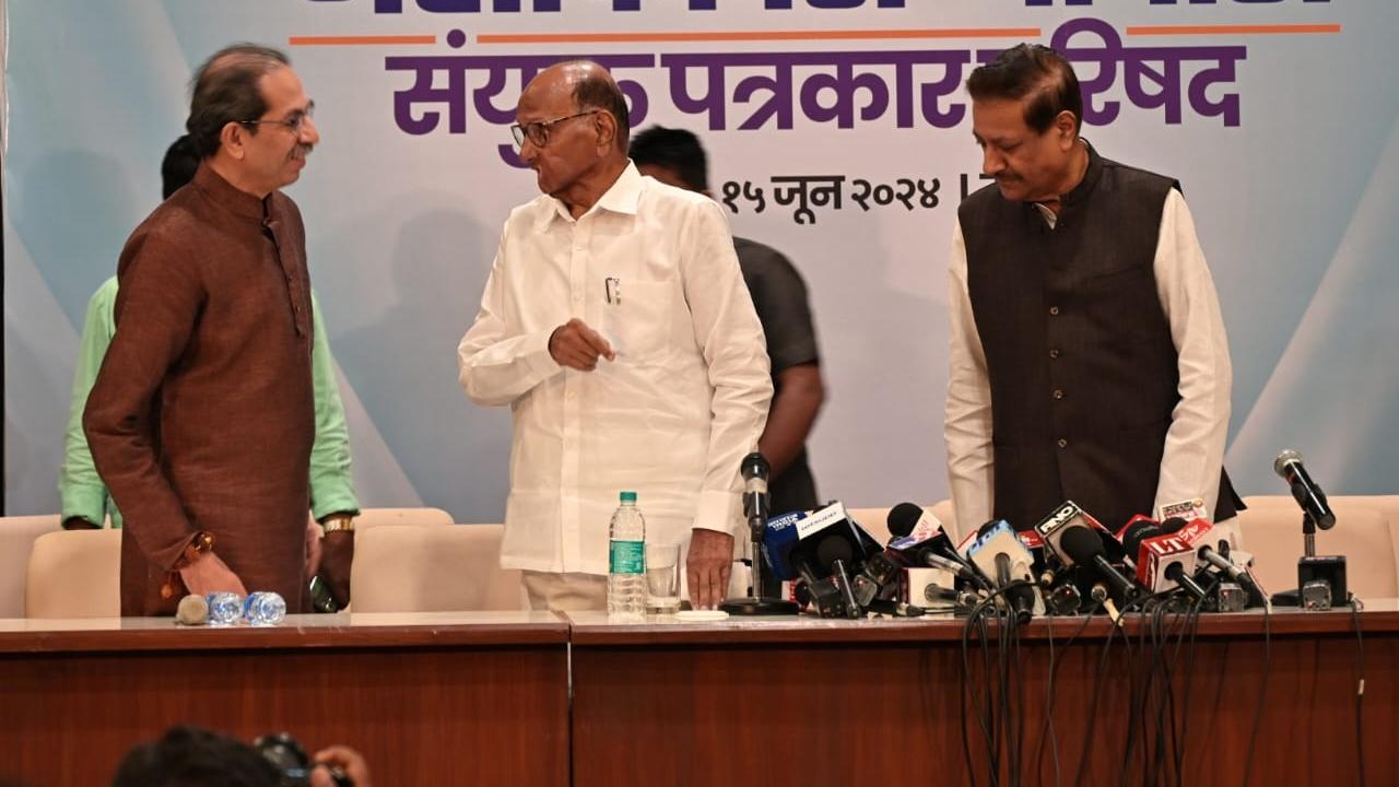 Taking a swipe at Prime Minister Narendra Modi, Sharad Pawar said, 