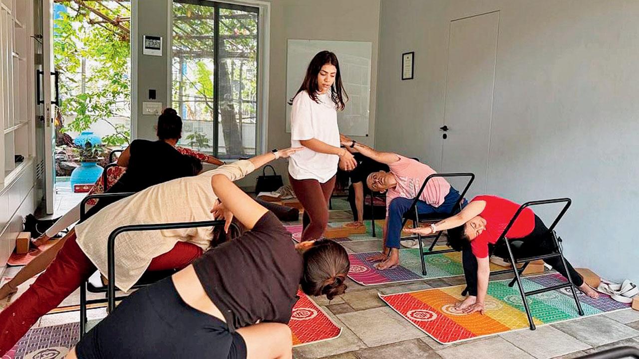 Shivali Chatterjee teaches a class.  Pic Courtesy/Instagram