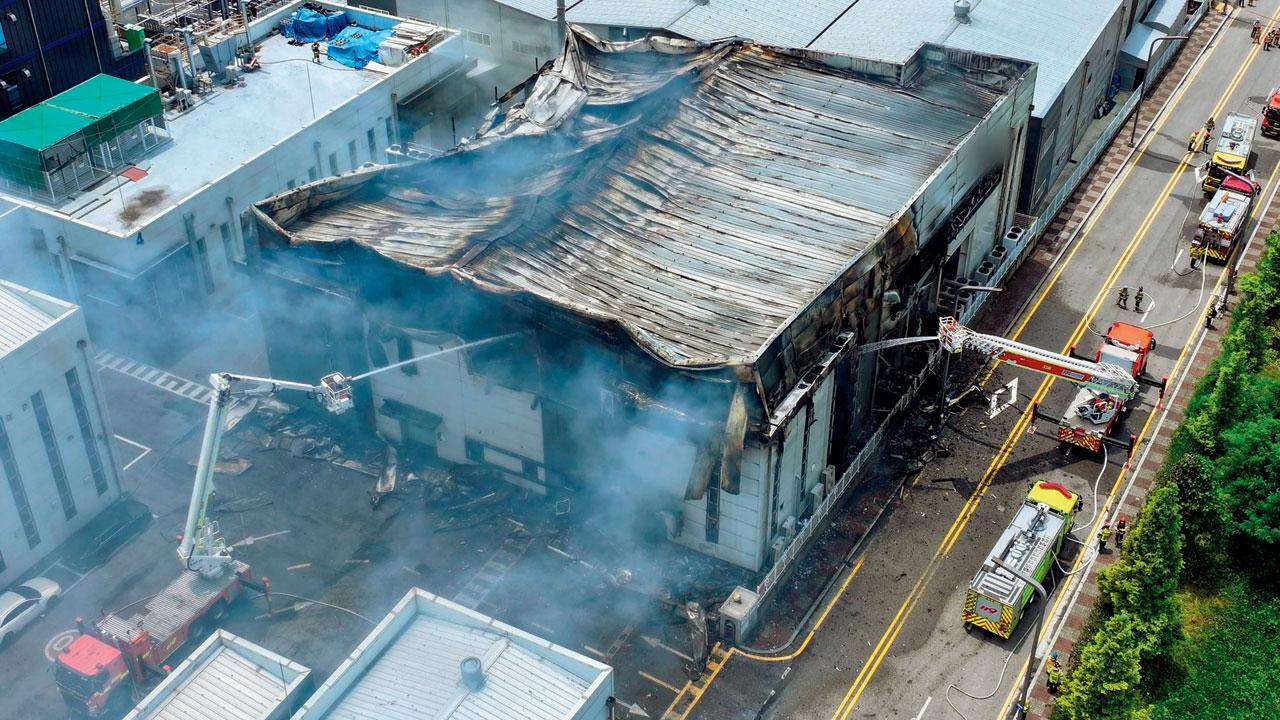 South Korean factory blaze kills at least 16