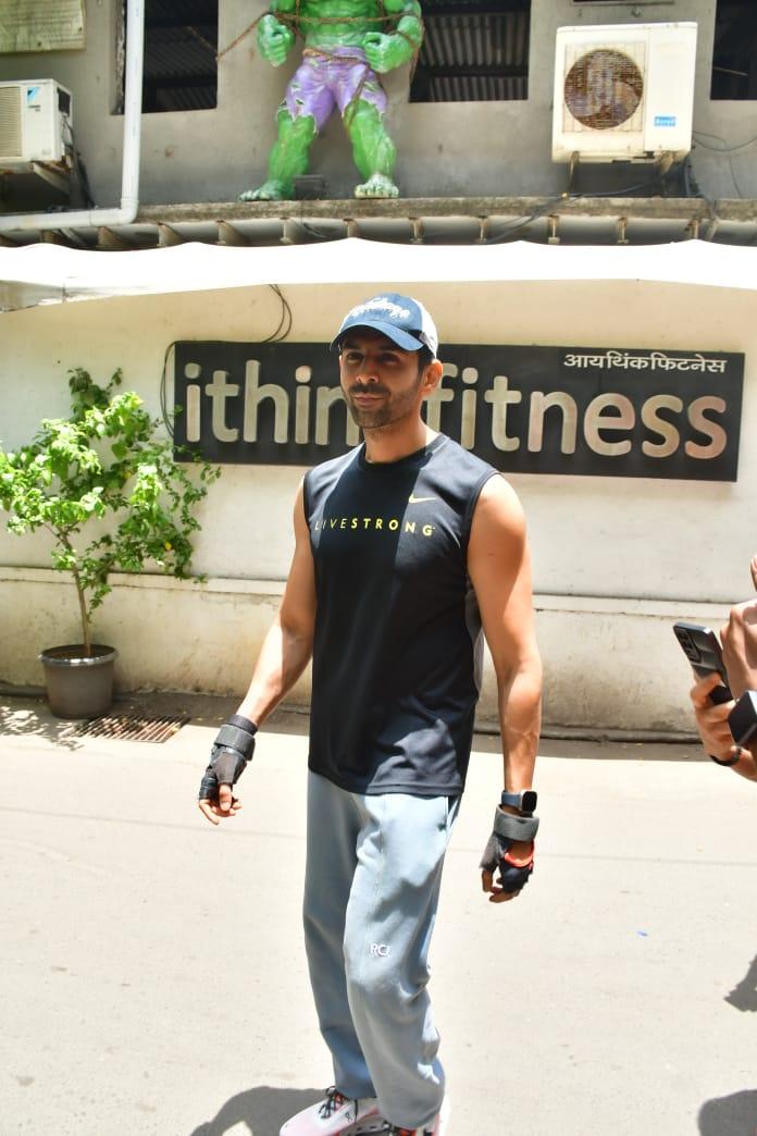 Kartik Aaryan was clicked outside a gym
