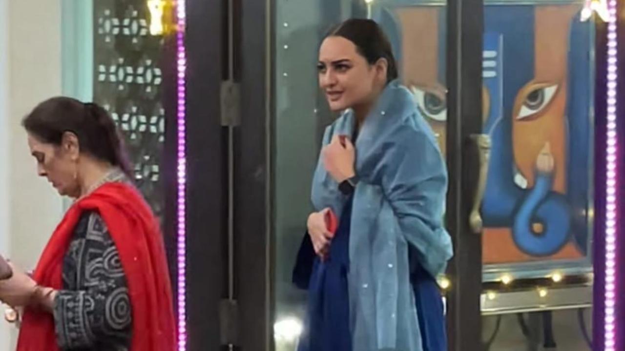 Just a day before her wedding Sonakshi Sinha stepped out with mother Poonam to check the prep for the D-day