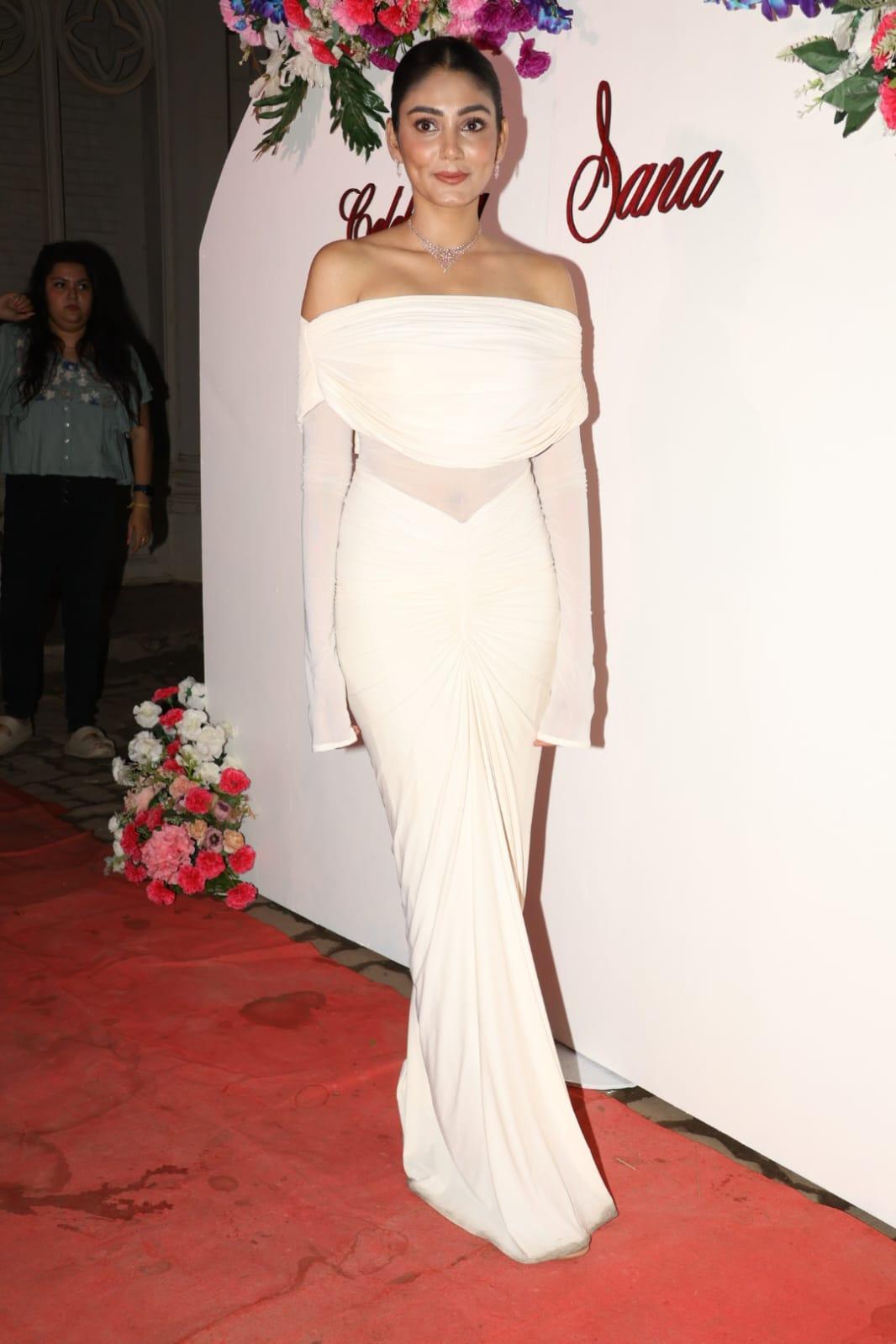 Sana Makbul Khan looked stunning as she threw a grand birthday bash which was attended by her close friends