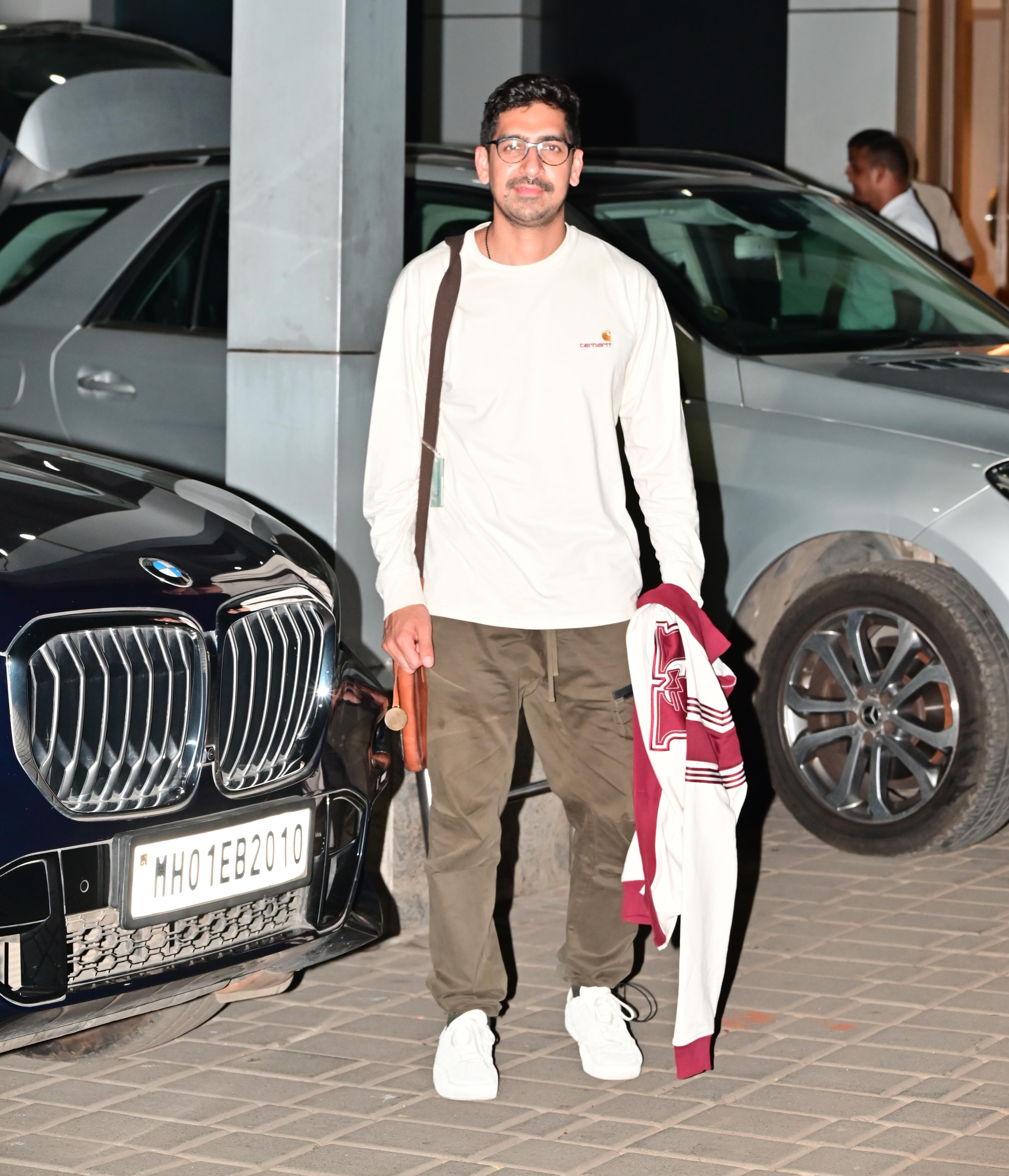 Ayaan Mukerji was also clicked outside the airport