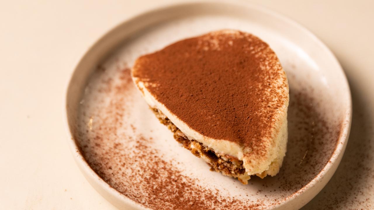 Chocolate dessertsChocolate lovers can indulge in the Twice-Baked Chocolate Cake, while those craving for some pie can enjoy the Apple Pie Panzerotti or classic Italian desserts with a twist like the Black Forest Cannoli and their signature Tiramisu.  
Time: Wednesday - Sunday from 7 pm to 12 am, and Friday - Sunday from 12 pm - 3 pm and 7 pm - 12 am.For details, contact number: 9594398328