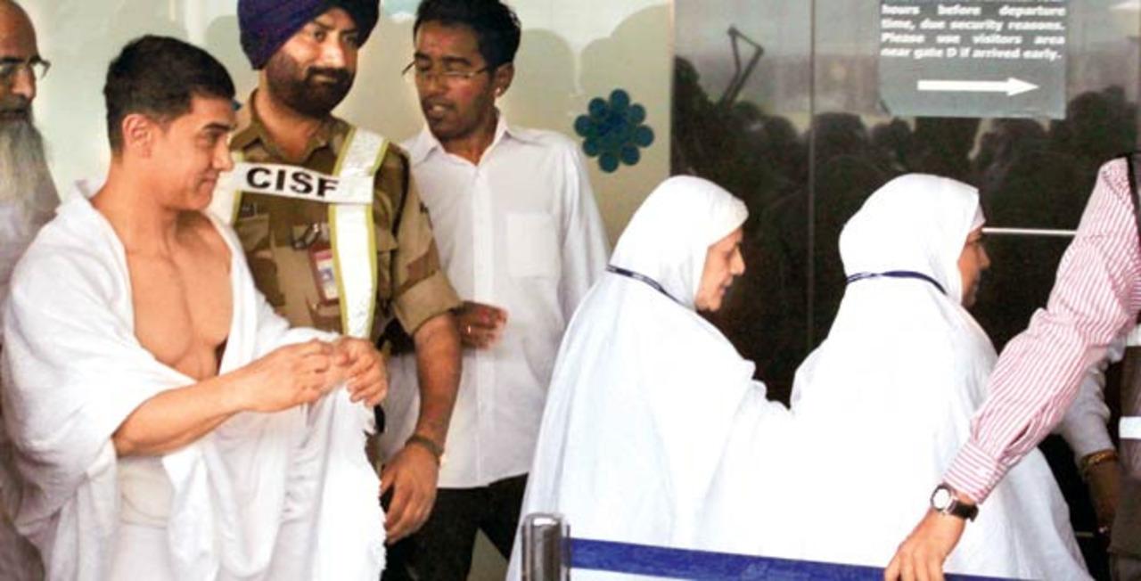 In October 2012, Aamir Khan visited Mecca with his mother Zeenat Hussain