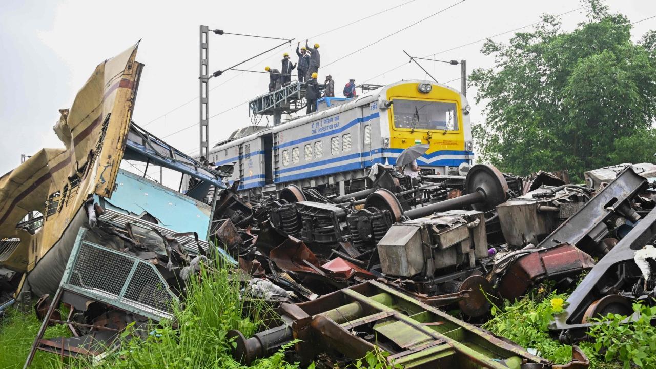 West Bengal Train Accident: Train services restored at accident site