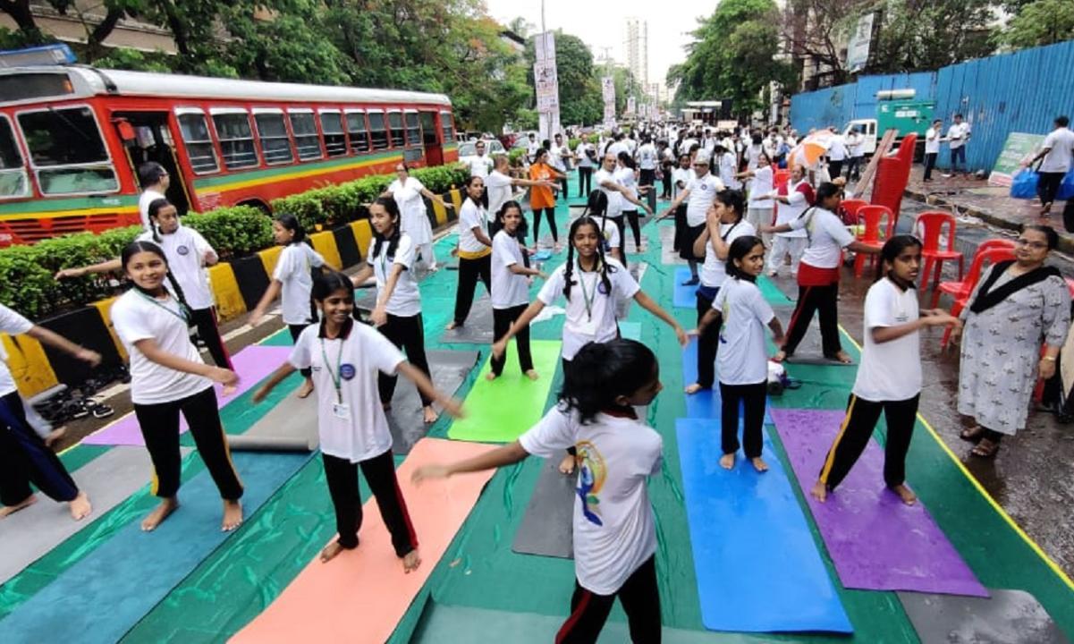 In Photos: People in Mumbai perform yoga on International Yoga Day 2024