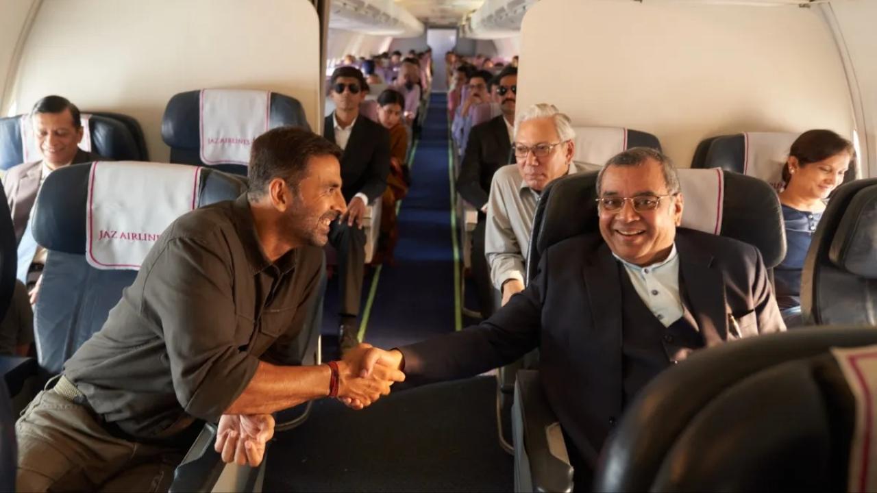 Before 'Sarfira', watch these films of 'Hera Pheri' duo Akshay Kumar and Paresh Rawal