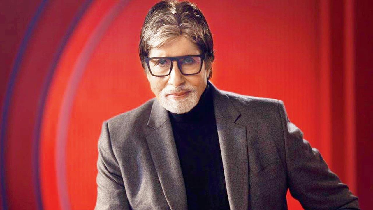 Bachchan does a Tharoor