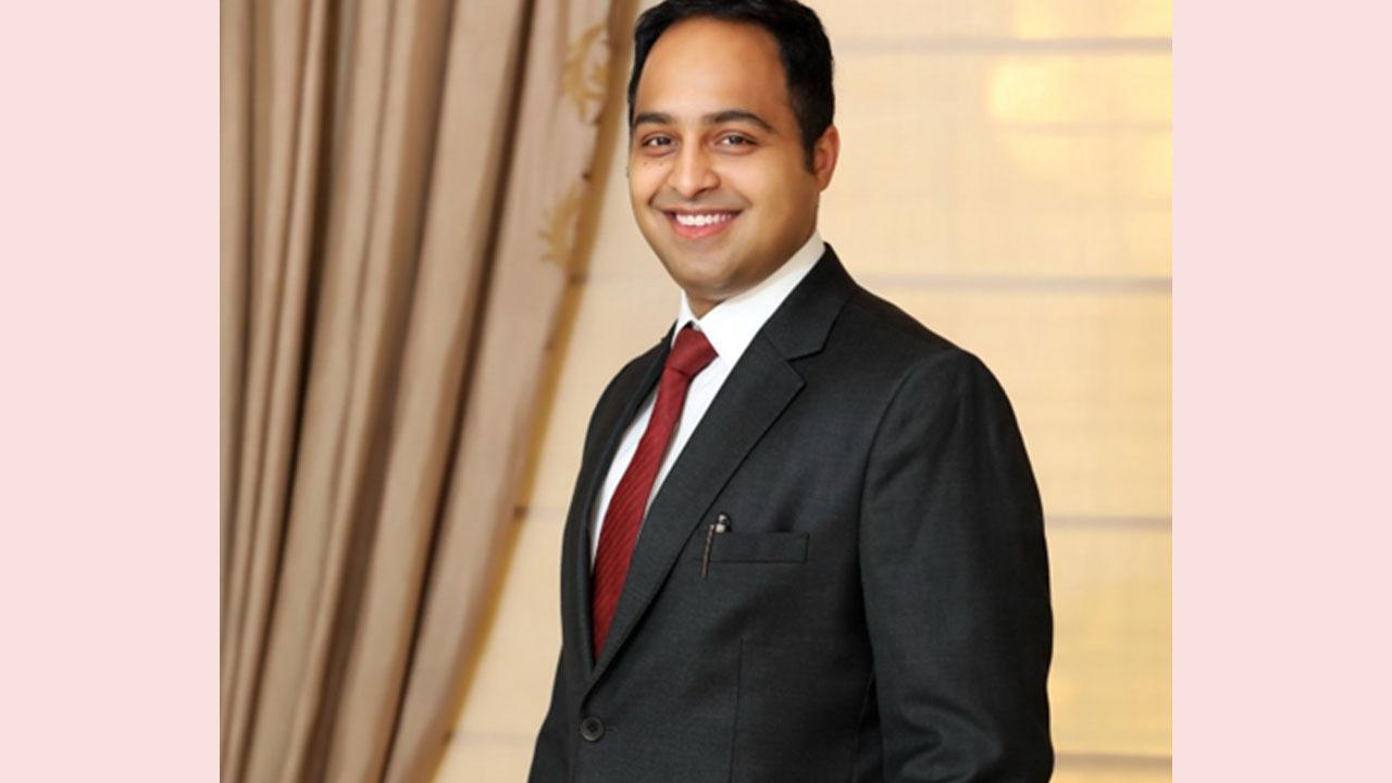 Ankit Agarwal Alankit's Top 5 Smart Money Management Tips for Young Professionals