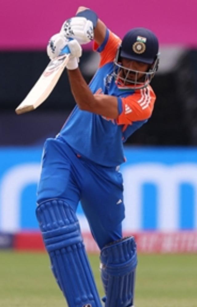 Axar Patel shouldered Pant in the first innings and played a knock of 20 runs off 18 deliveries. He smashed 2 fours and 1 six