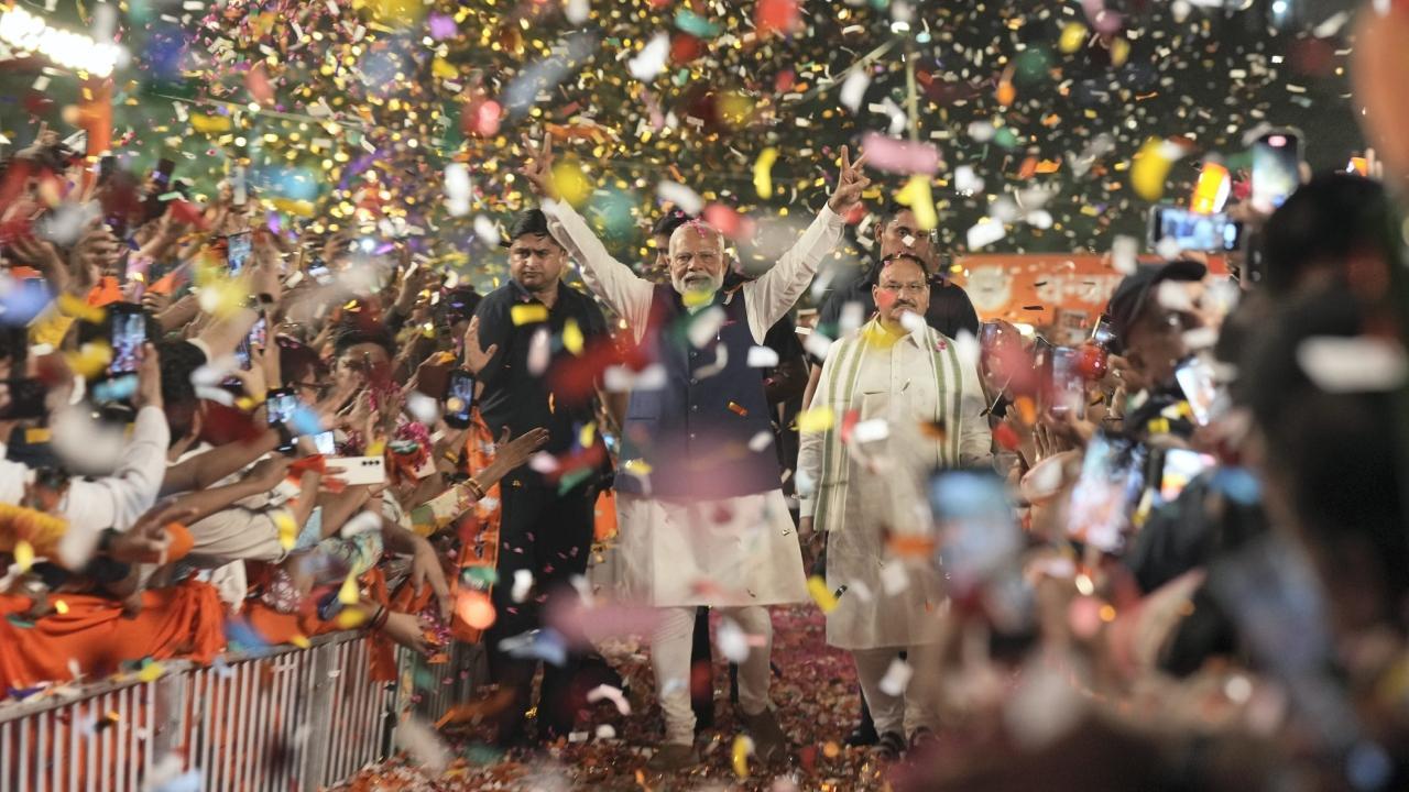 IN PHOTOS: PM Modi holds meeting at BJP HQ in Delhi