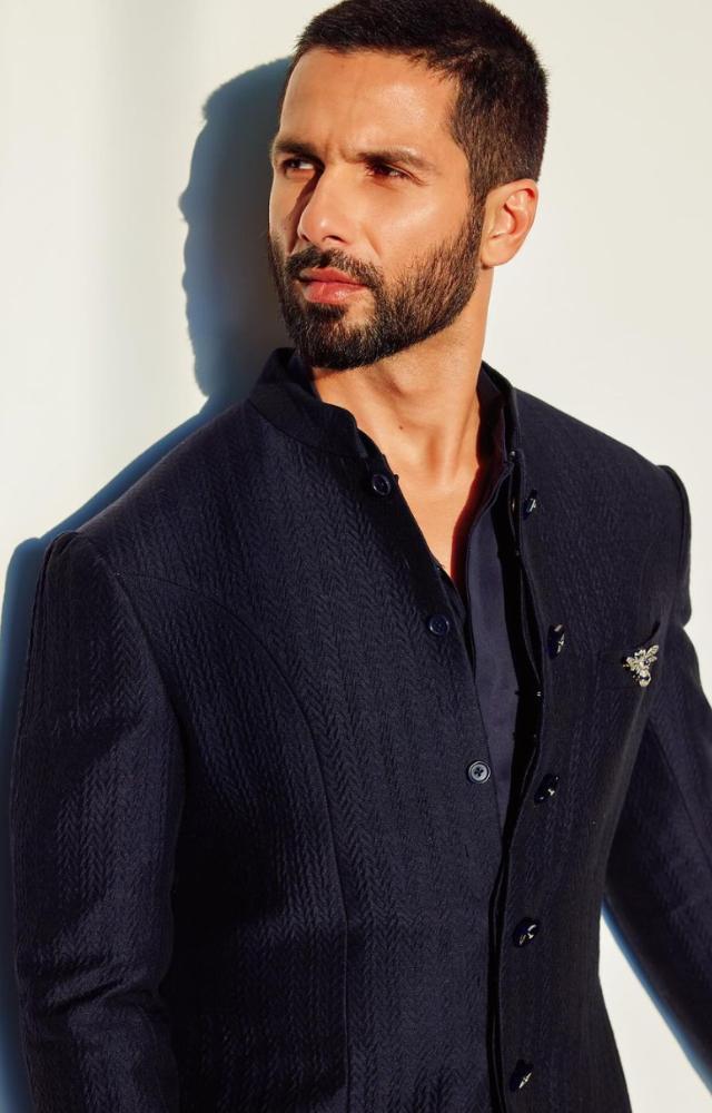 Shahid to Kartik, B-town`s men in black 