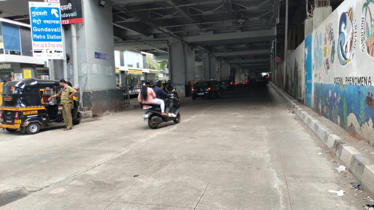 BMC Commissioner and Administrator Bhushan Gagrani highlighted to achieve the goal of pothole-free roads in Mumbai, the roads maintained with geopolymer technology are safe for vehicles, he said, according to the BMC statement