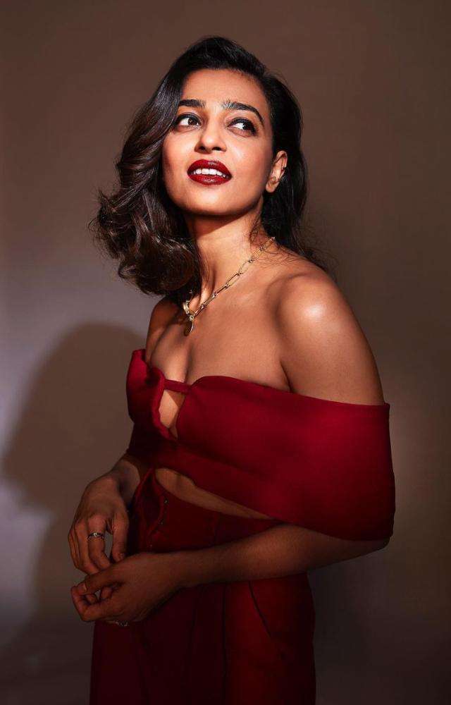 Radhika Apte maintains a minimalist and understated look, with clean lines and a sleek silhouette. 