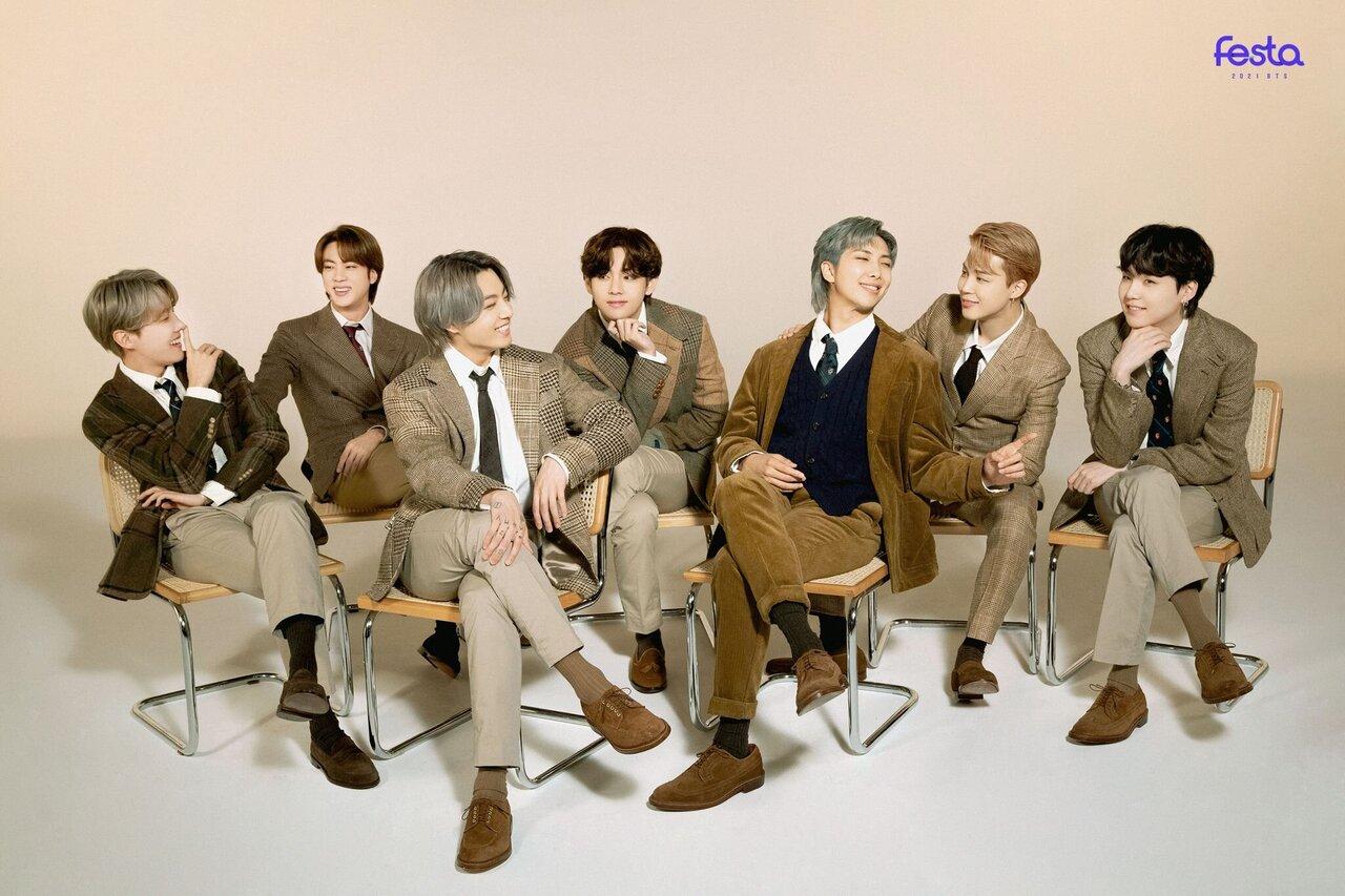 In 2021, BTS hosted the SOWOOZOO Muster which was a series of concerts with pre-recorded videos as well as a BTS Room Live session where they performed and interacted with the ARMY. 