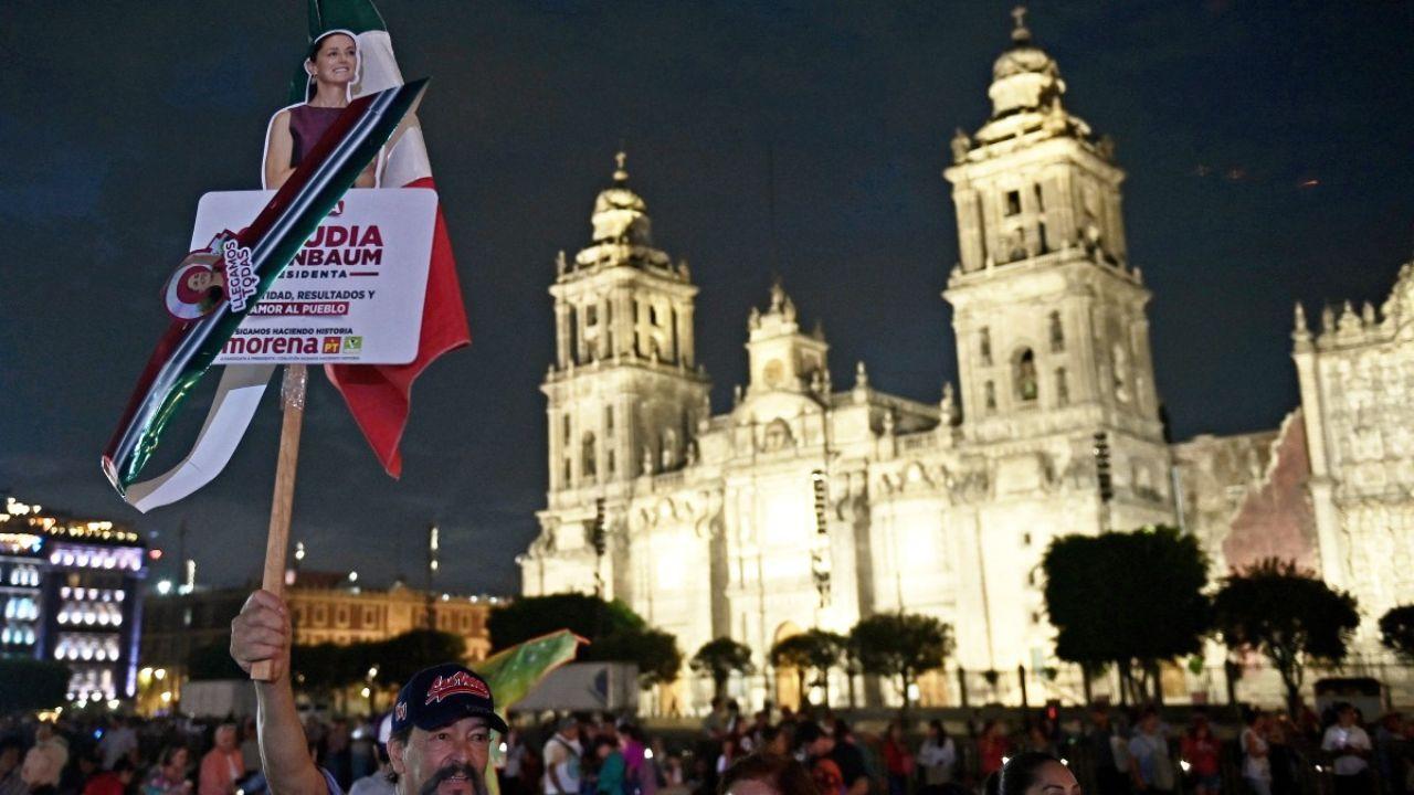 One of Sheinbaum's significant challenges will be addressing gender violence and femicide. In Mexico, up to 10 women are victims of femicide each day, and thousands more have disappeared. She plans to replicate measures against gender-based violence that she implemented as mayor, including creating an anti-femicide prosecutor's office.