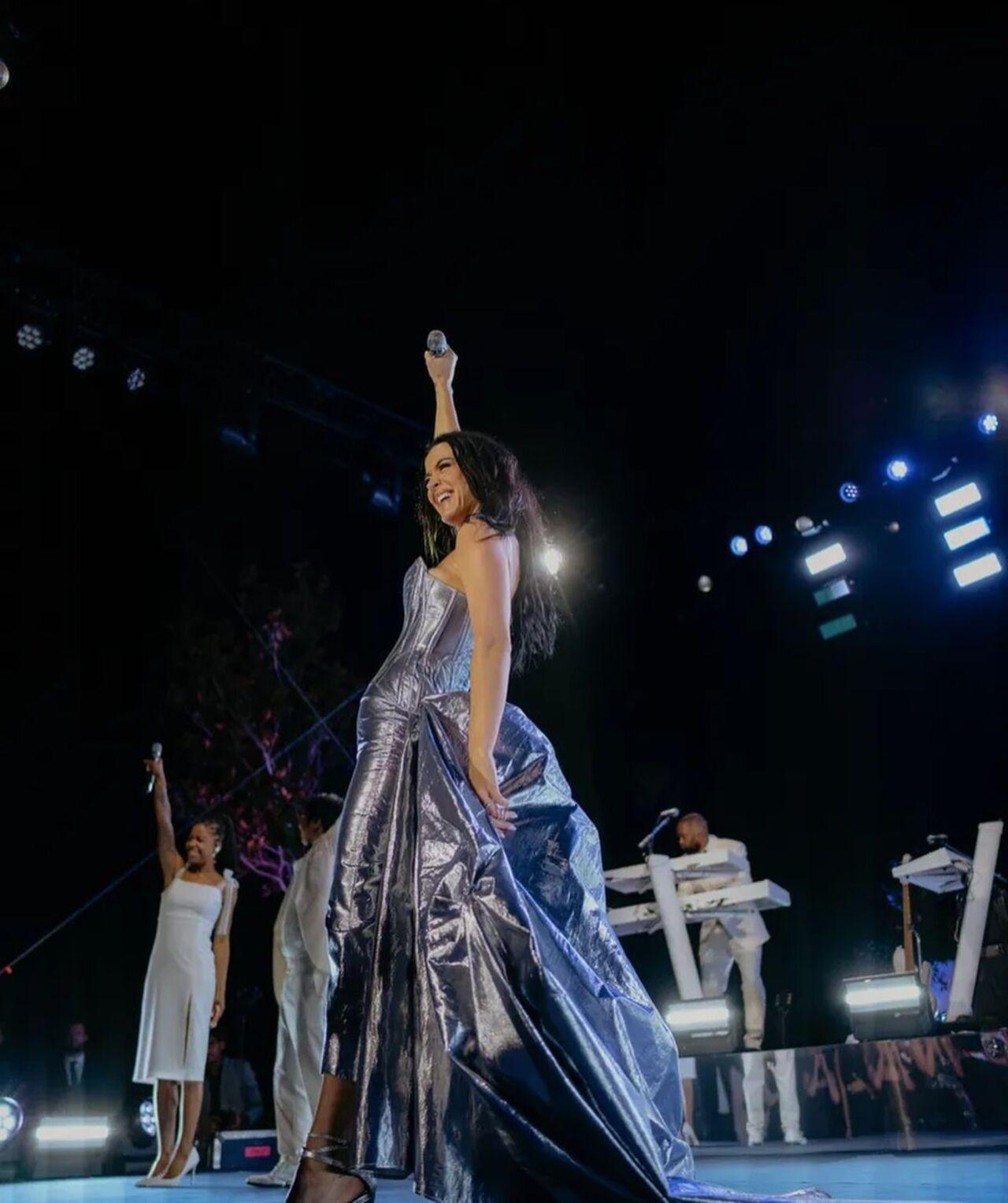 International singer Katy Perry was hired to perform on the cruise 