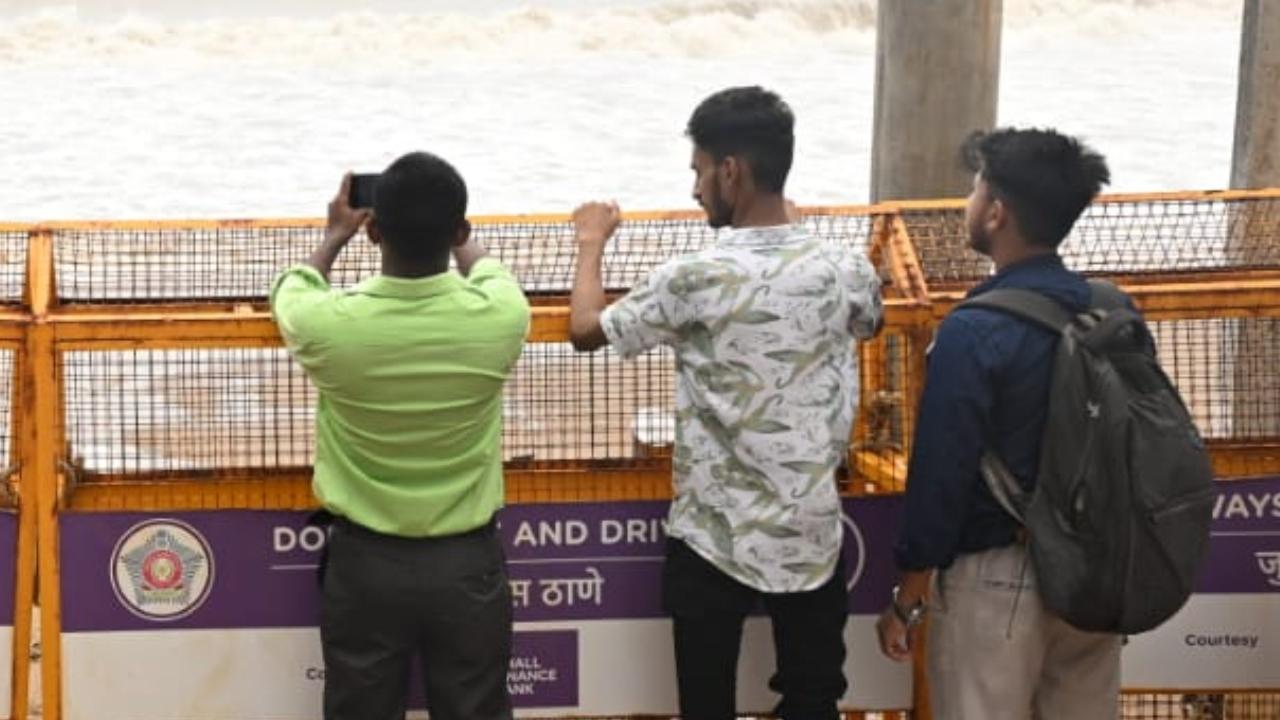 The island city recorded 9.41 mm of rainfall, eastern Mumbai 12.85 mm and western Mumbai 9.68 mm of rainfall in the 24-hour period ending at 8 am
