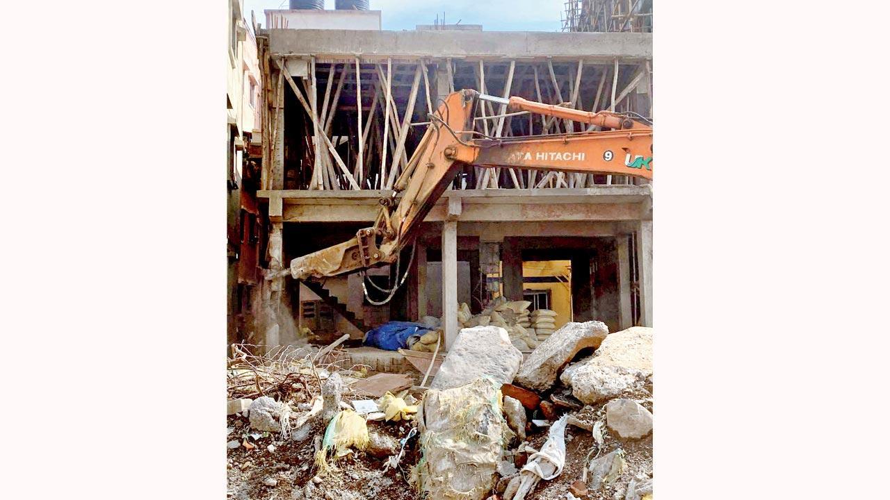 Versova demolition: Asst commissioner shifted out after engineer’s suspension