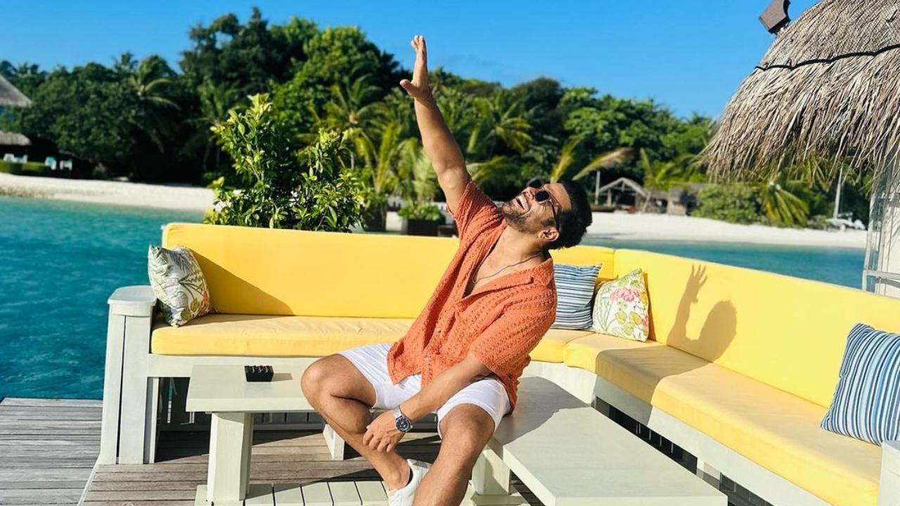 Rithvikk Dhanjani recalls time when security asked for printed boarding pass