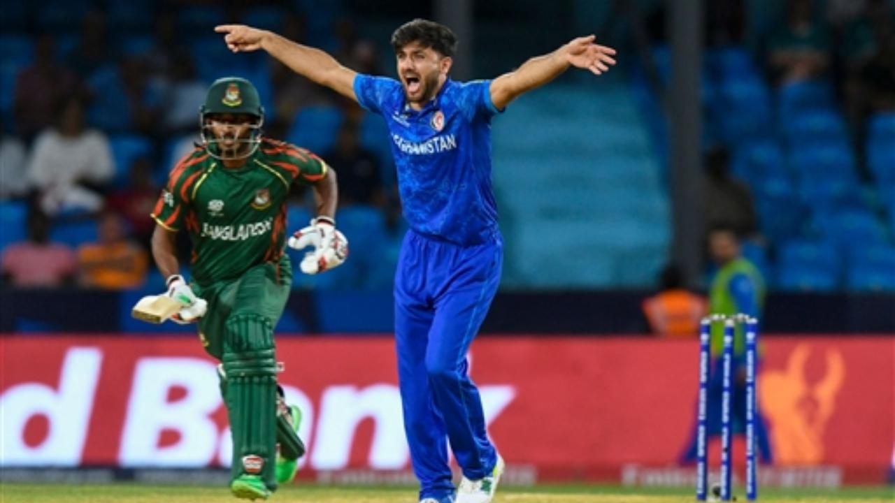 Fazalhaq Farooqi also tops the list of the players with the best bowling figures. He has figures which read as five wickets for just nine runs in four overs with an economy of 2.25