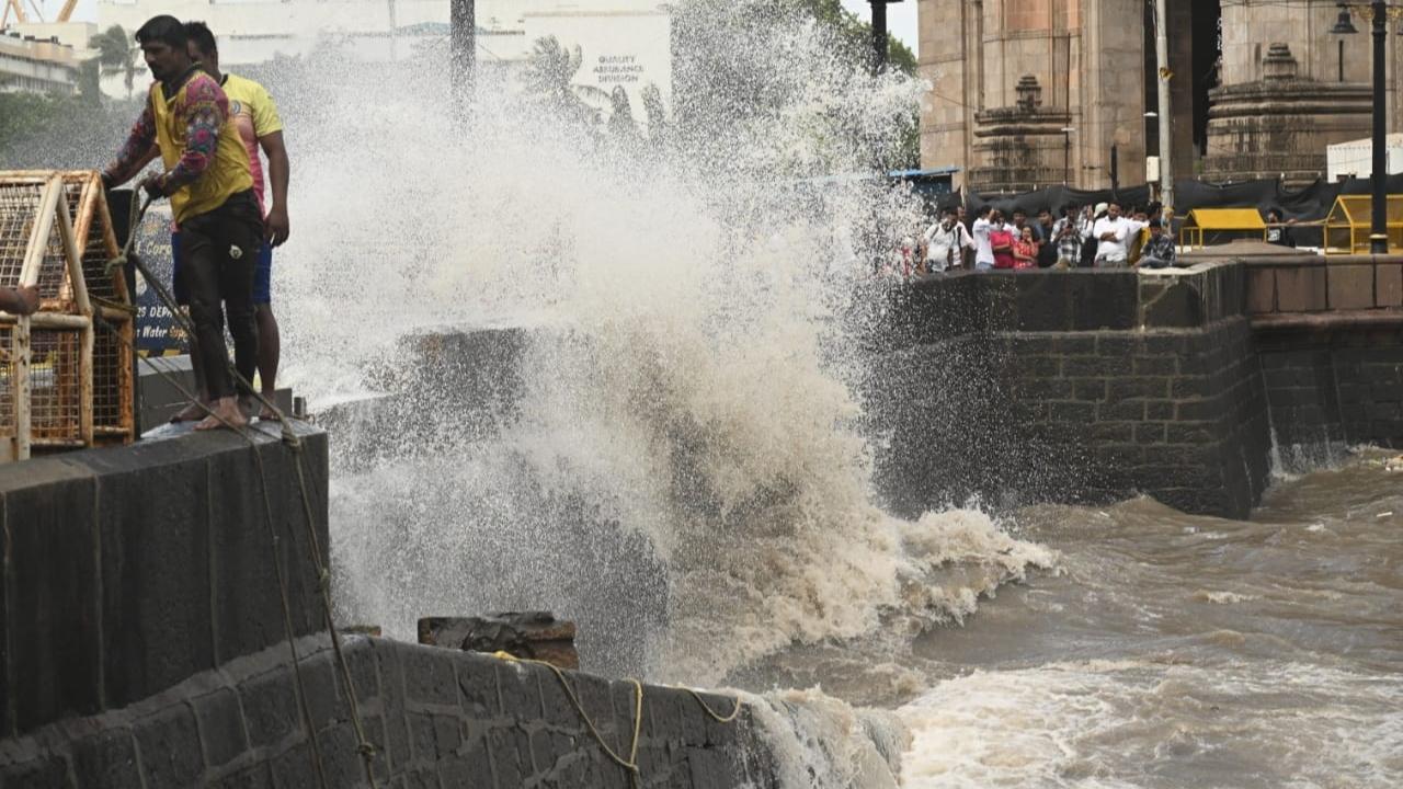 The maximum temperature in the city is likely to settle at 32 degrees Celsius and the minimum temperature will be recorded at 26 degrees Celsius