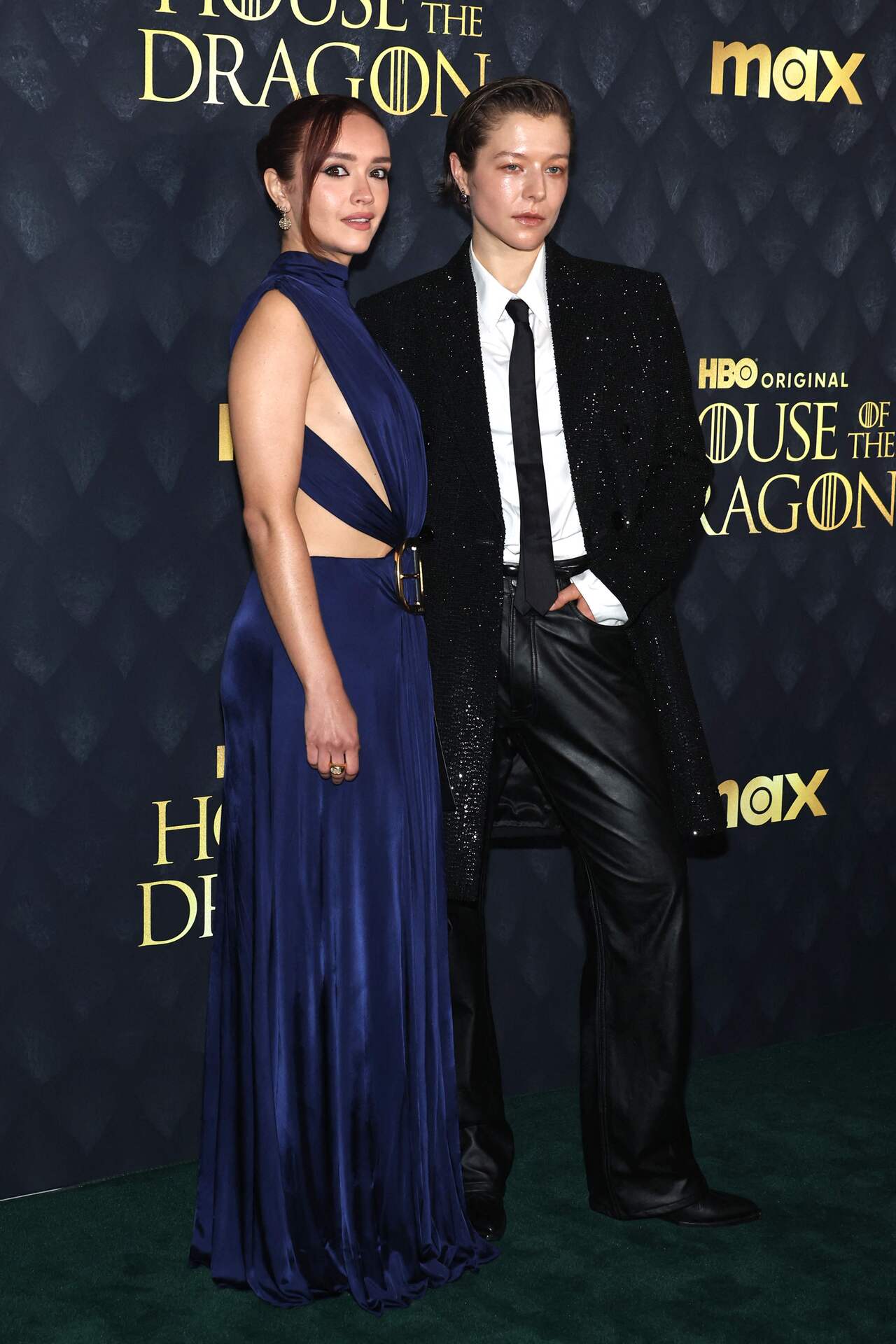 Queen Mother Alicent aka Olivia Cooke and Queen Rhaenyra played by Emma D’Arcy blessed the green carpet with their stunning looks. 