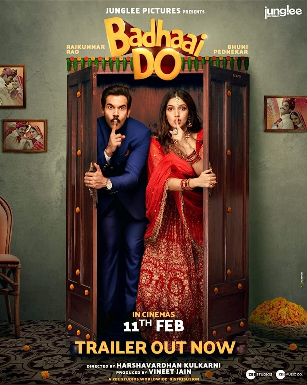 Badhaai Do (2022): This film tackles the concept of 