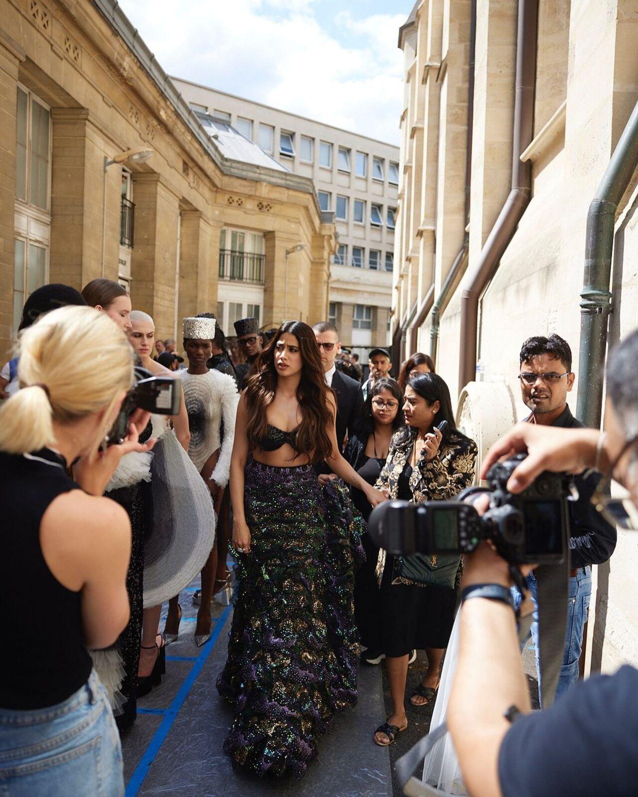 Bollywood actress Janhvi Kapoor made an indelible mark at Paris Haute Couture Week with her dazzling international runway debut for renowned Indian designer Rahul Mishra. The 'Mr & Mrs Mahi' star captivated the audience with her ethereal elegance, stepping onto the global fashion stage in a mesmerizing ensemble from Mishra’s Couture Fall 2024 collection, Aura
