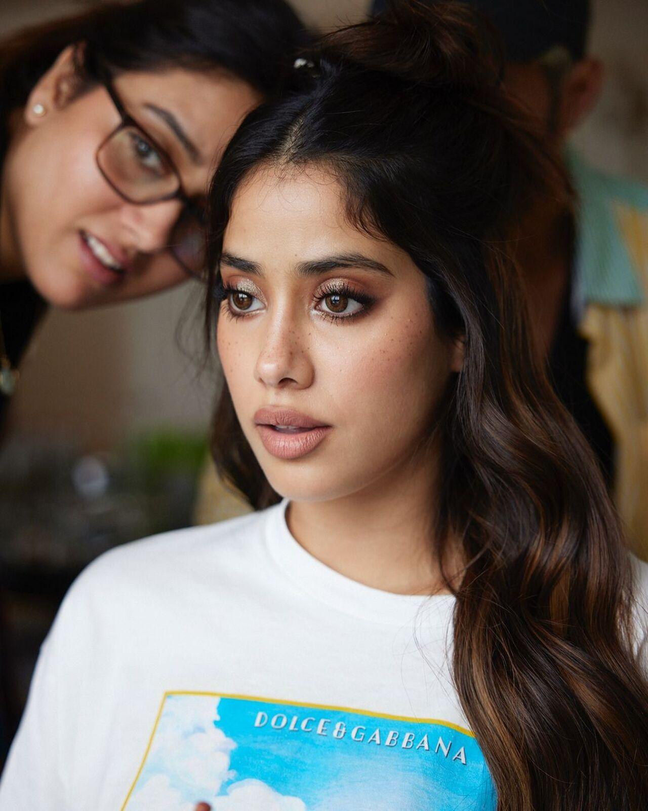On the work front, Janhvi Kapoor was last seen in the film 'Mr and Mrs Mahi'