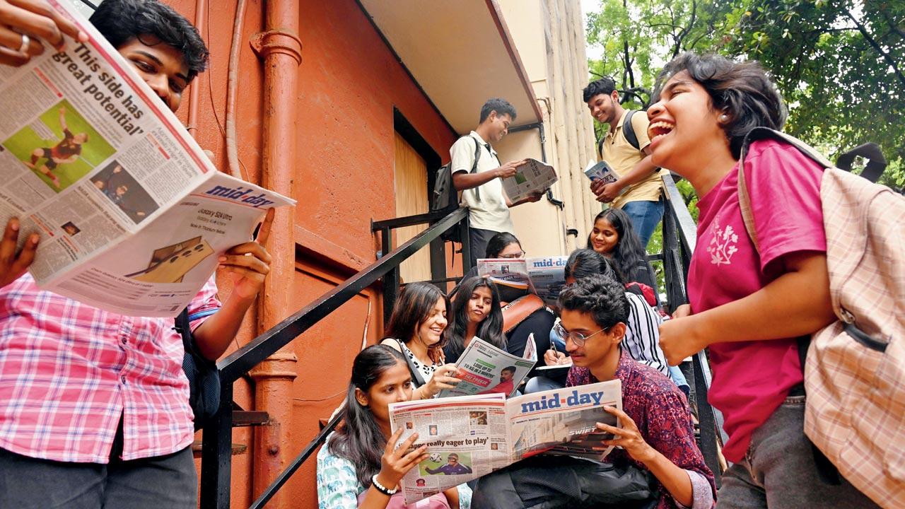 Journalism students discuss the day’s news at SIES College, Sion. Pic/Atul Kamble