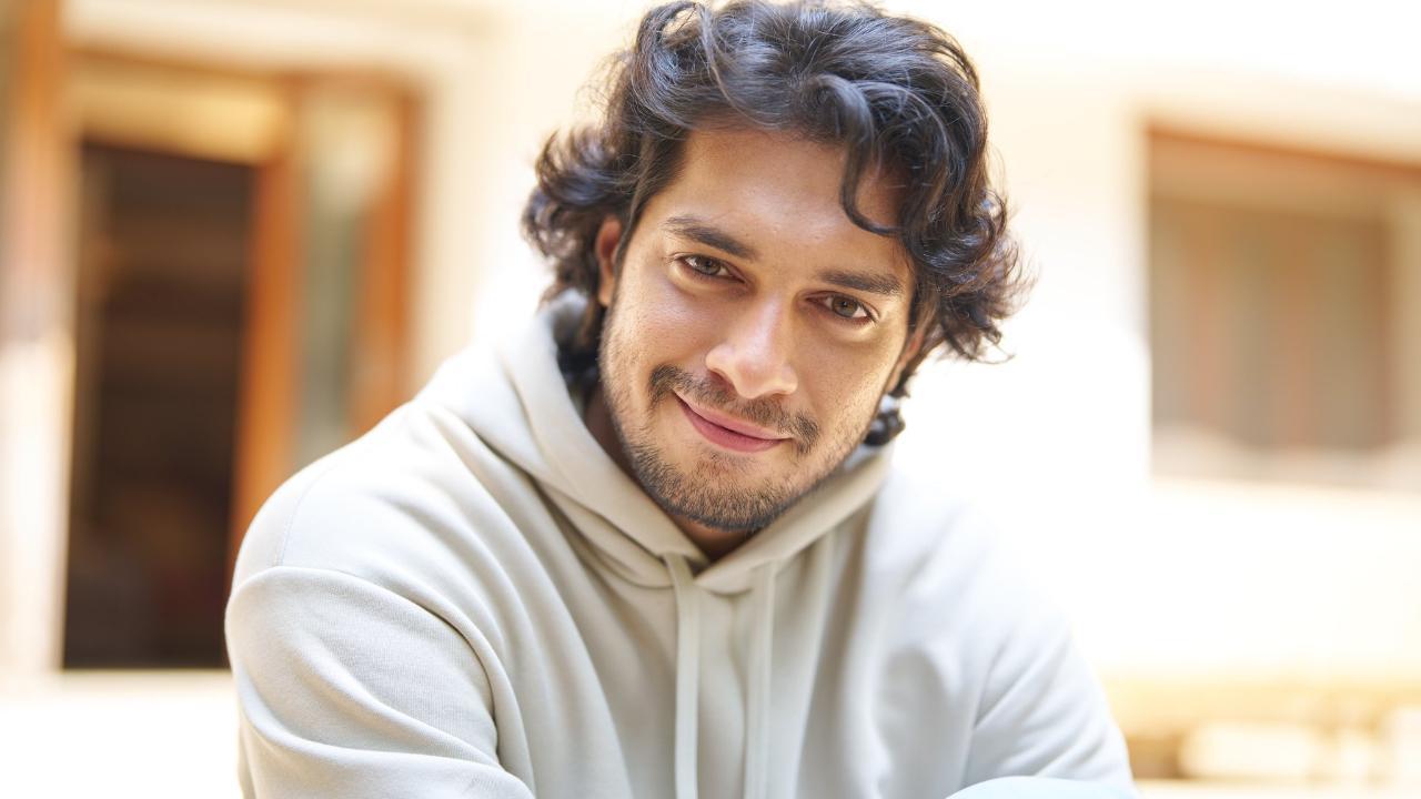 Aamir Khan's son Junaid Khan shoots for his next with Khushi Kapoor on his birthday