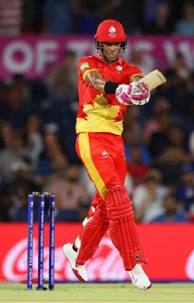 On the other hand, facing 31 deliveries, Nicholas Kirton smashed 51 runs, following which Canada was able to put in a total of 194 runs against the USA