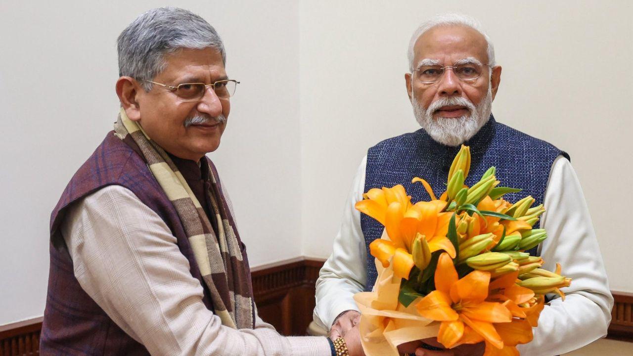 Several BJP leaders, including Jyotiraditya Scindia, Bhupender Yadav, Pralhad Joshi, Giriraj Singh, Arjun Ram Meghwal, and Jitendra Singh, will also be taking the oath, ensuring that experienced party members continue to play crucial roles in the administration.