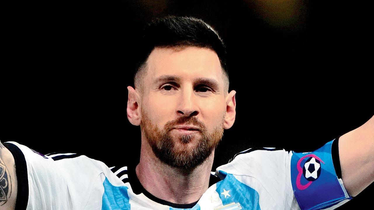 Messi: 'We are Copa favourites'