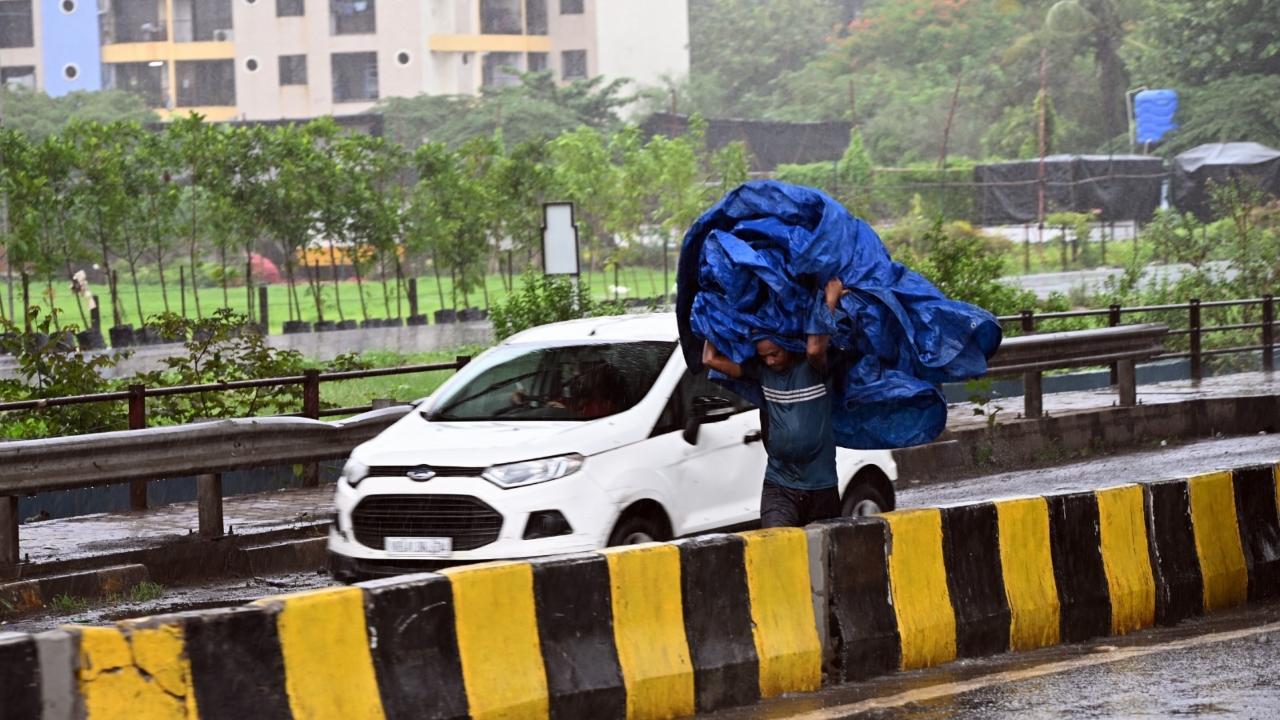 The neighbouring districts of Thane and Palghar are also on yellow alert till July 2