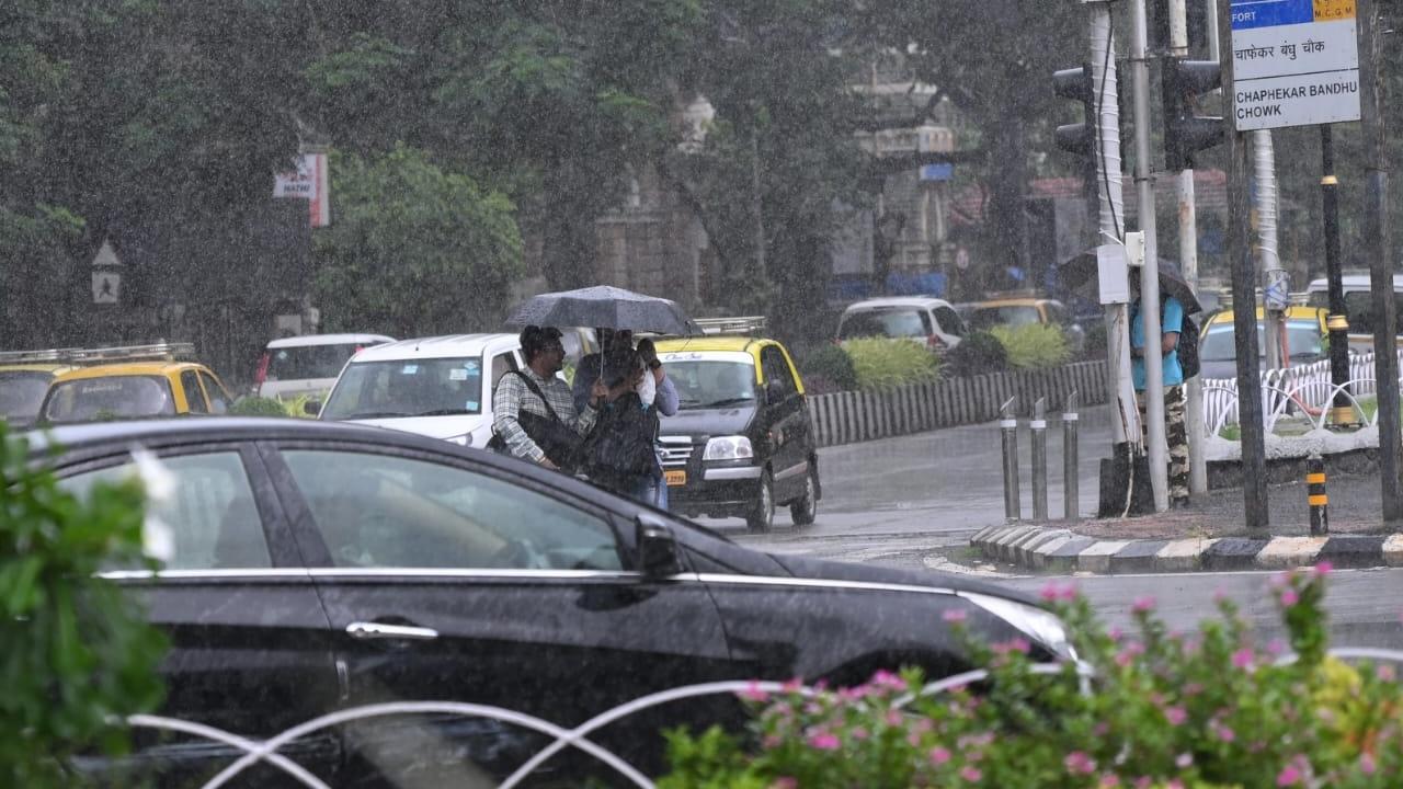 In a 10-hour period that ended at 6 pm on Friday, Mumbai had recorded an average 35.72 mm, while eastern Mumbai witnessed 33.30 mm and the western part of the city got 29.92 mm