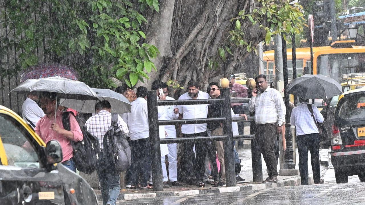 The city and suburbs have been witnessing sporadic moderate to heavy showers after a lull of a couple days. 