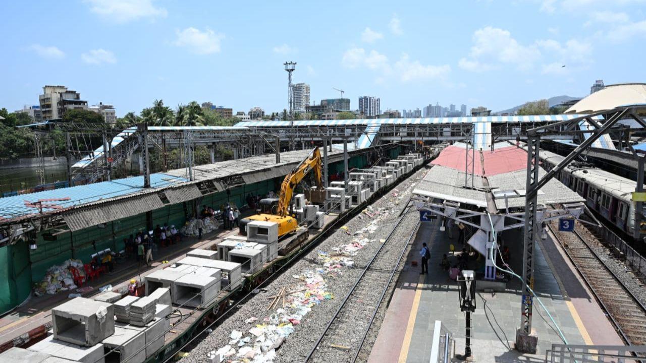 Central Railway continues work on Thane platform on 2nd day of 63-hr mega block