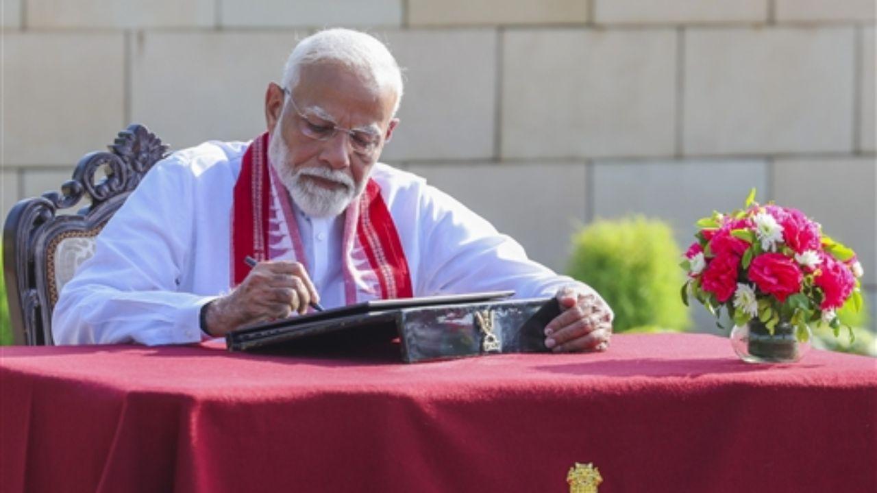 PM Modi to rely on experience for new cabinet, allies introduce fresh faces