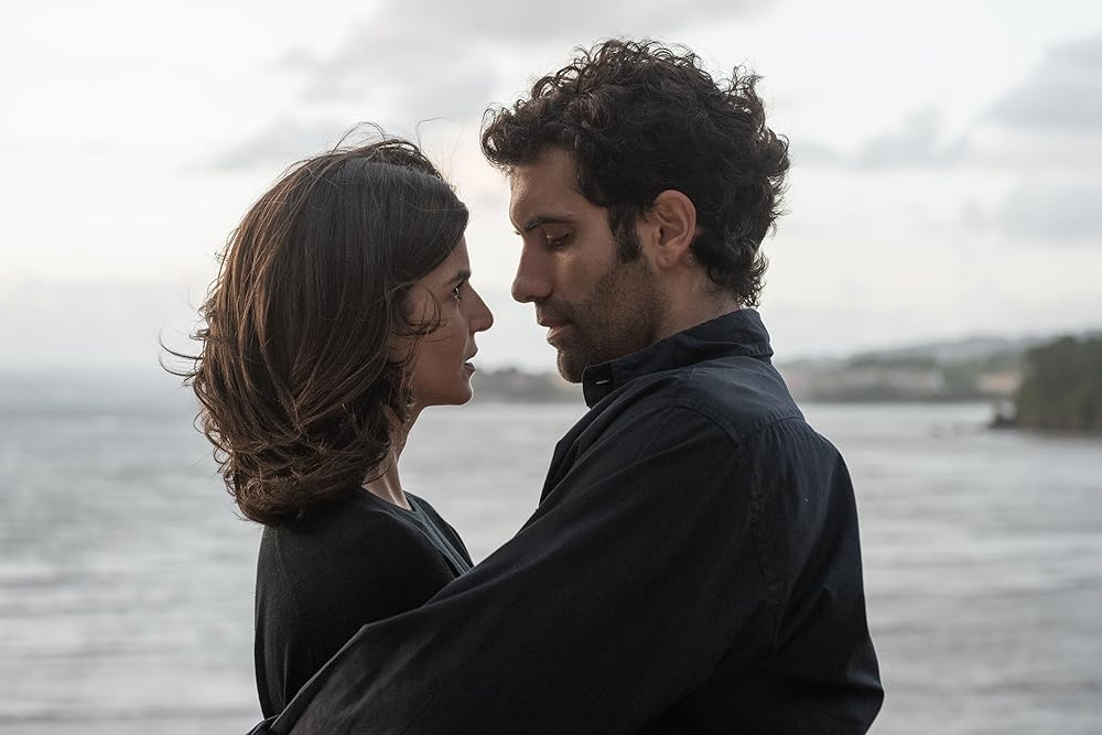 She aims to uncover the truth behind his demise, which leads her into the dark underbelly of Galicia’s drug cartels. Her presence quickly draws attention, especially from the son of a powerful imprisoned drug lord who now leads the notorious Padin clan.
