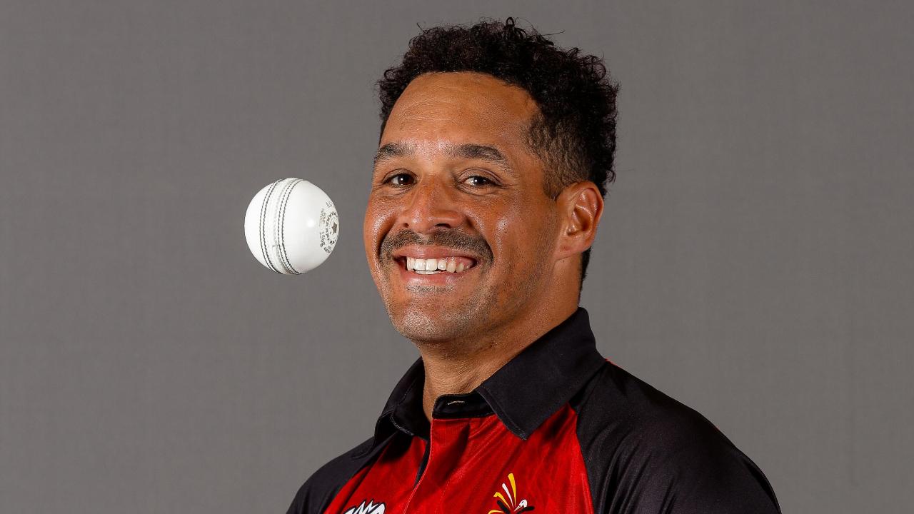 Papua New Guinea Squad: Tony Ura, Sese Bau, Assad Vala(c), Lega Siaka, Hiri Hiri, Hila Vare, Chad Soper, Kiplin Doriga(w), Alei Nao, Kabua Morea, Semo Kamea, Jack Gardner, John Kariko, Charles Amini, Norman Vanua