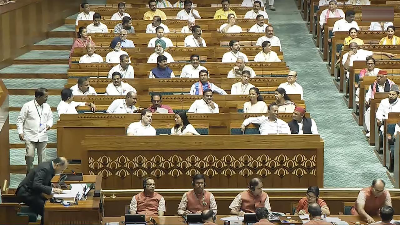 IN PHOTOS: Newly elected Lok Sabha MP's take oath