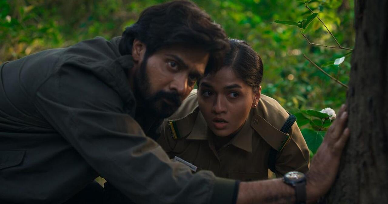 Inspector Rishi
The web series by JS Nandhini’ sees one of the most respectful queer representation. Policewoman Chitra (Malini Jeevarathnam) plays a lesbian woman fighting off her parents pressuring her to get married, while also finding a way forward with her girlfriend