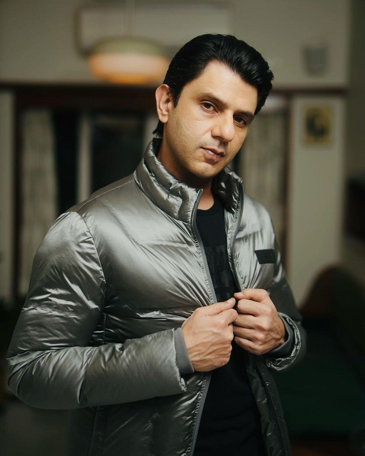 Arjun Mathur plays a gay man in ‘Made In Heaven’ who faces police brutality in the first season after being secretly recorded by his landlord while getting intimate. 