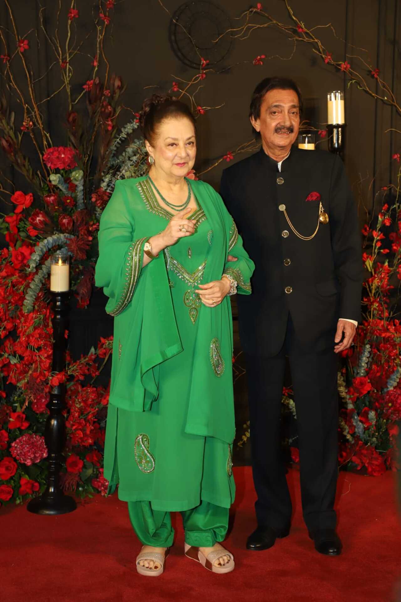 Veteran actress Saira Banu made a rare appearance in an emerald green salwar suit. 