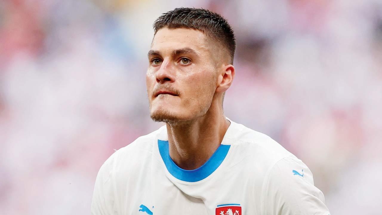 Schick saves Czechs in Euro draw against gutsy Georgia
