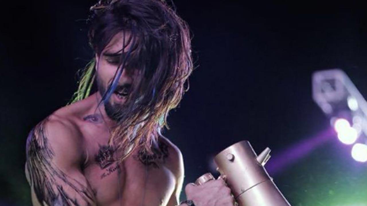 Shahid Kapoor drops throwback pics as 'Udta Punjab' completes 8 years