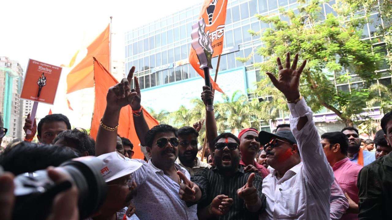 The counting of votes began Tuesday morning for the 48 Lok Sabha seats of Maharashtra where Shiv Sena and NCP factions and the ruling BJP and opposition Congress are jockeying for political supremacy